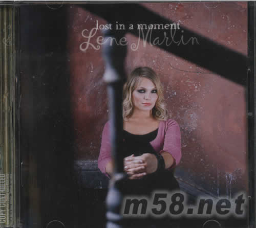 Lost In A Moment 瞬間迷失專輯正面圖片