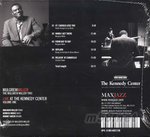 LIVE AT THE KINNEDY CENTER專輯背面圖片