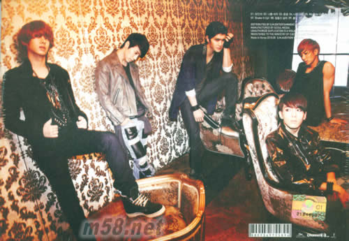 Super Junior Vol. 4 - Bonamana (Type A) 韓國版專輯背面圖片