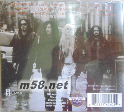 Light Me Up專輯背面圖片