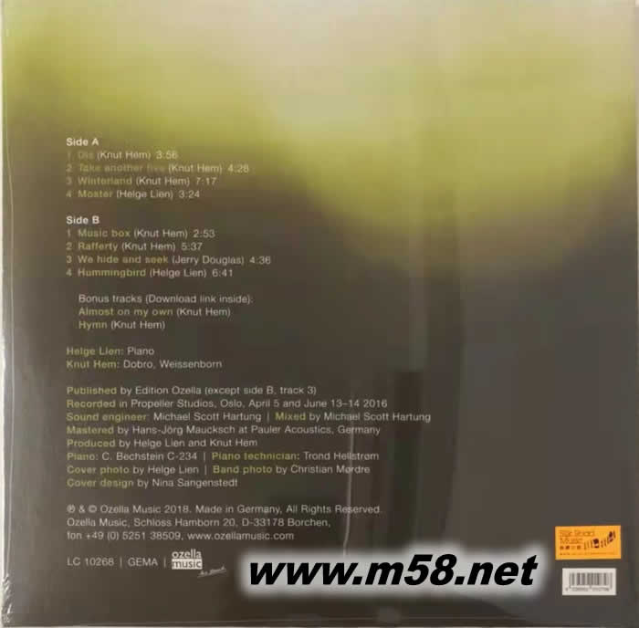 Hummingbird 蜂鳥 (爵士三重奏 鋼琴、低音大提琴、鼓 ) 黑膠專輯背面圖片